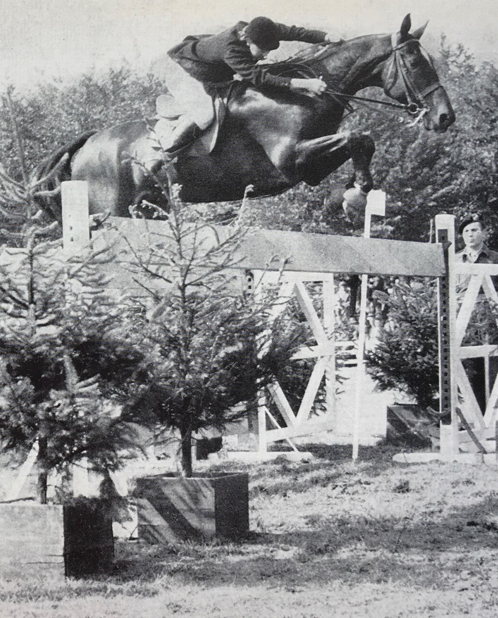 The great Dawn Palethorpe riding Earlsrath Rambler